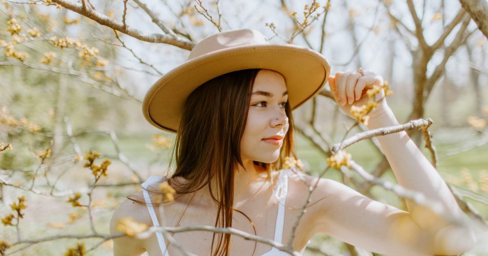 pexels leah kelley 12128377